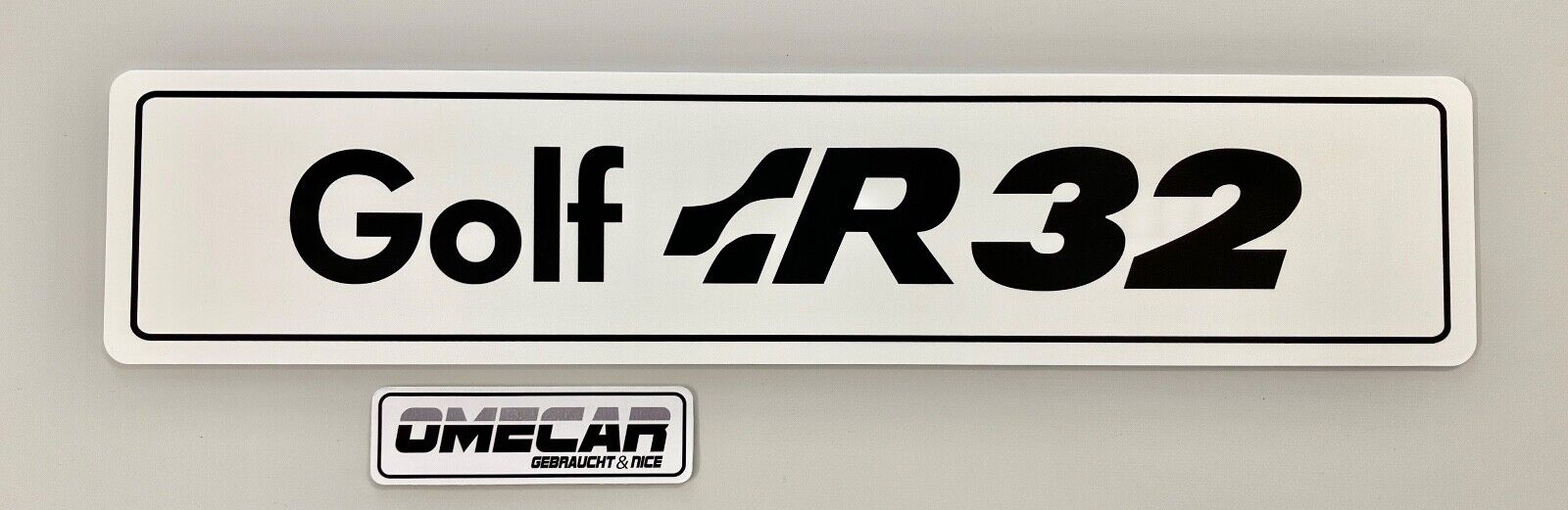 Schriftzug Nummernschild Kennzeichen Show & Shine Ausstellung Logo für Golf  R32 - Ersatzteile in Originalqualität für alle VW Golf 2 Modelle Typ 19E /  MK2 - Lager von Neuteilen und Gebrauchtteilen